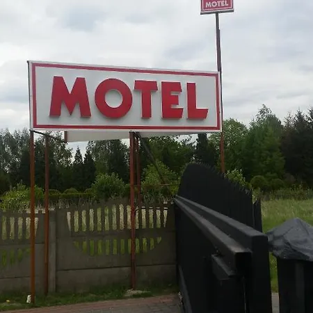 Motelik White House - Goscinne Séjour chez l'habitant *