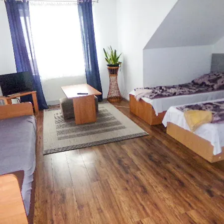 Homestay White House - Goscinne *