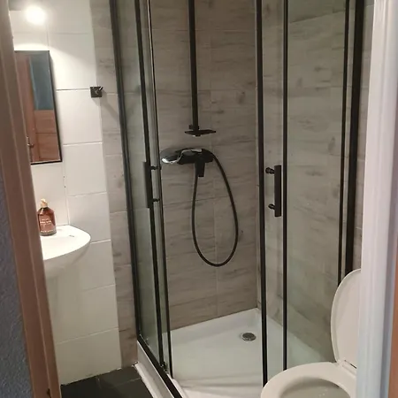 Motelik White House - Goscinne * Radom