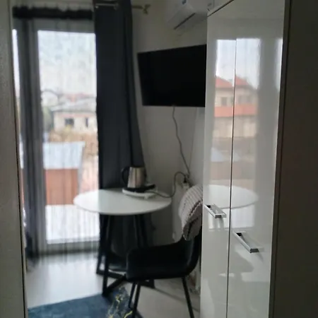 Homestay White House - Goscinne