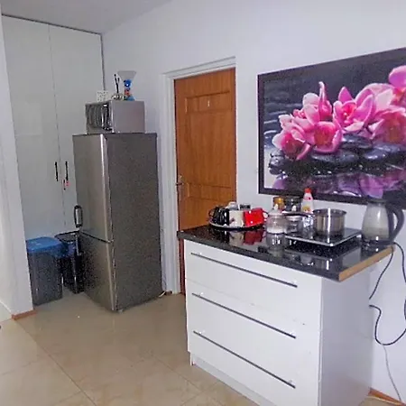 Motelik White House - Goscinne * Radom