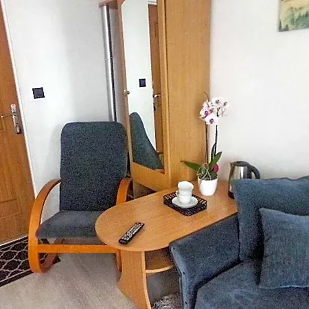 Motelik White House - Goscinne Radom