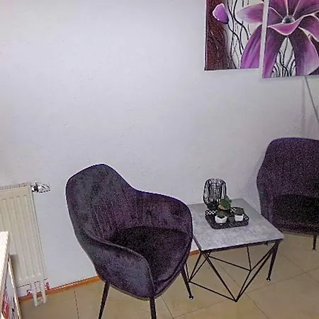 Motelik White House - Goscinne *
