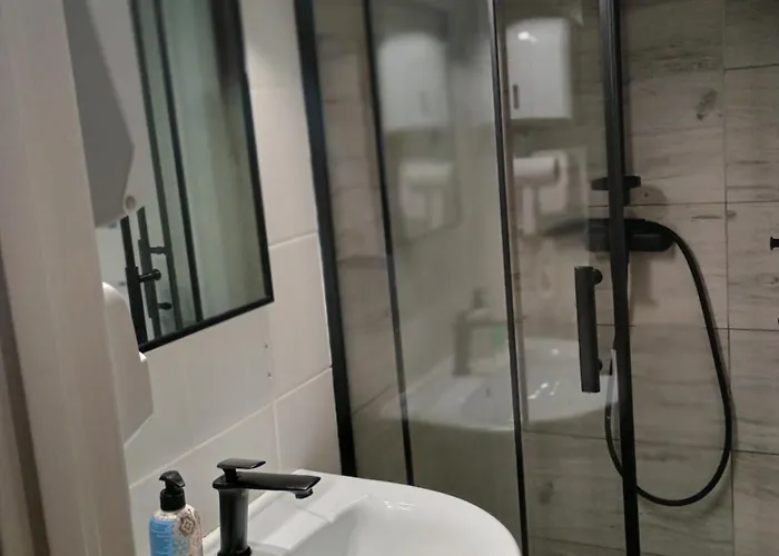 White House - Gościnne Radom